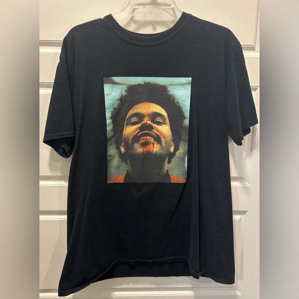 XO Tshirt Sz XL Men The Weekend After Hours Album Cover Concert